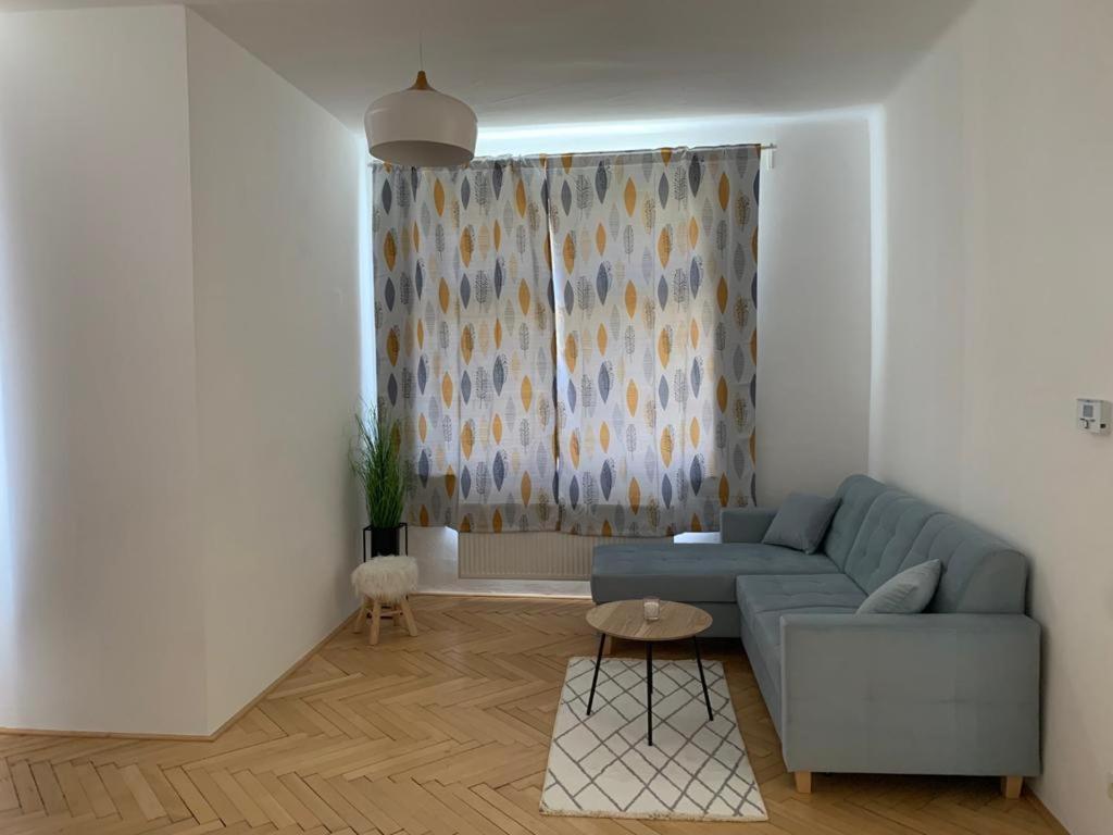 Wine Apartments Hradec Centre Hradec Kralove Exterior photo